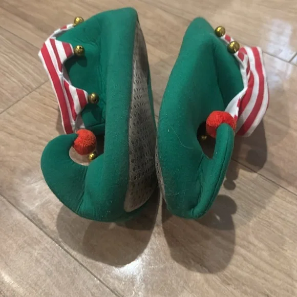 Jingle elf slippers - Picture 3 of 5
